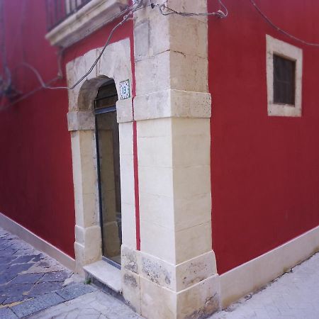 Casa Giulietta, Ronco Del Carmelo 2 Apartman Szirakúza Kültér fotó
