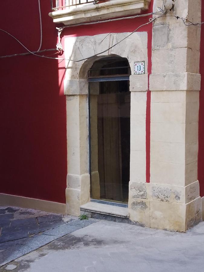 Casa Giulietta, Ronco Del Carmelo 2 Apartman Szirakúza Kültér fotó