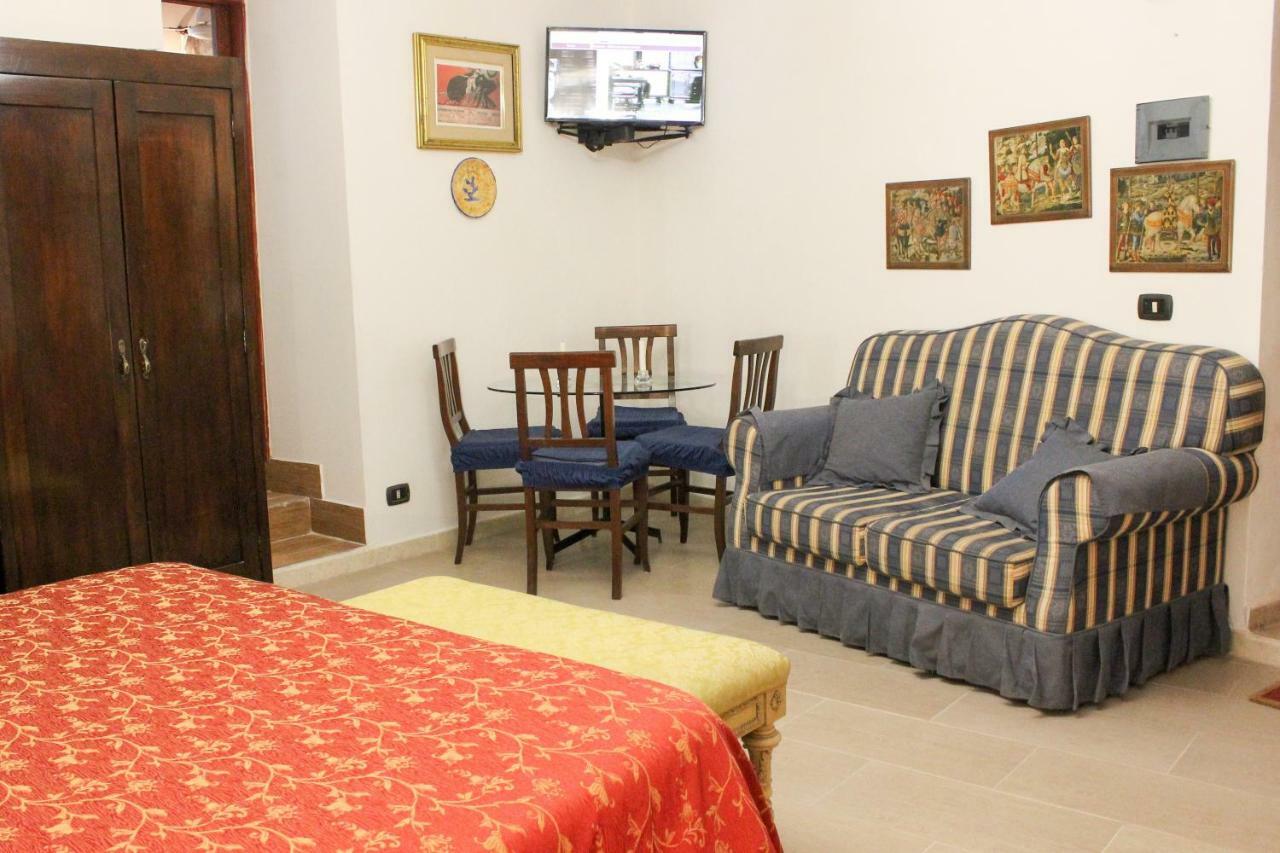 Casa Giulietta, Ronco Del Carmelo 2 Apartman Szirakúza Kültér fotó
